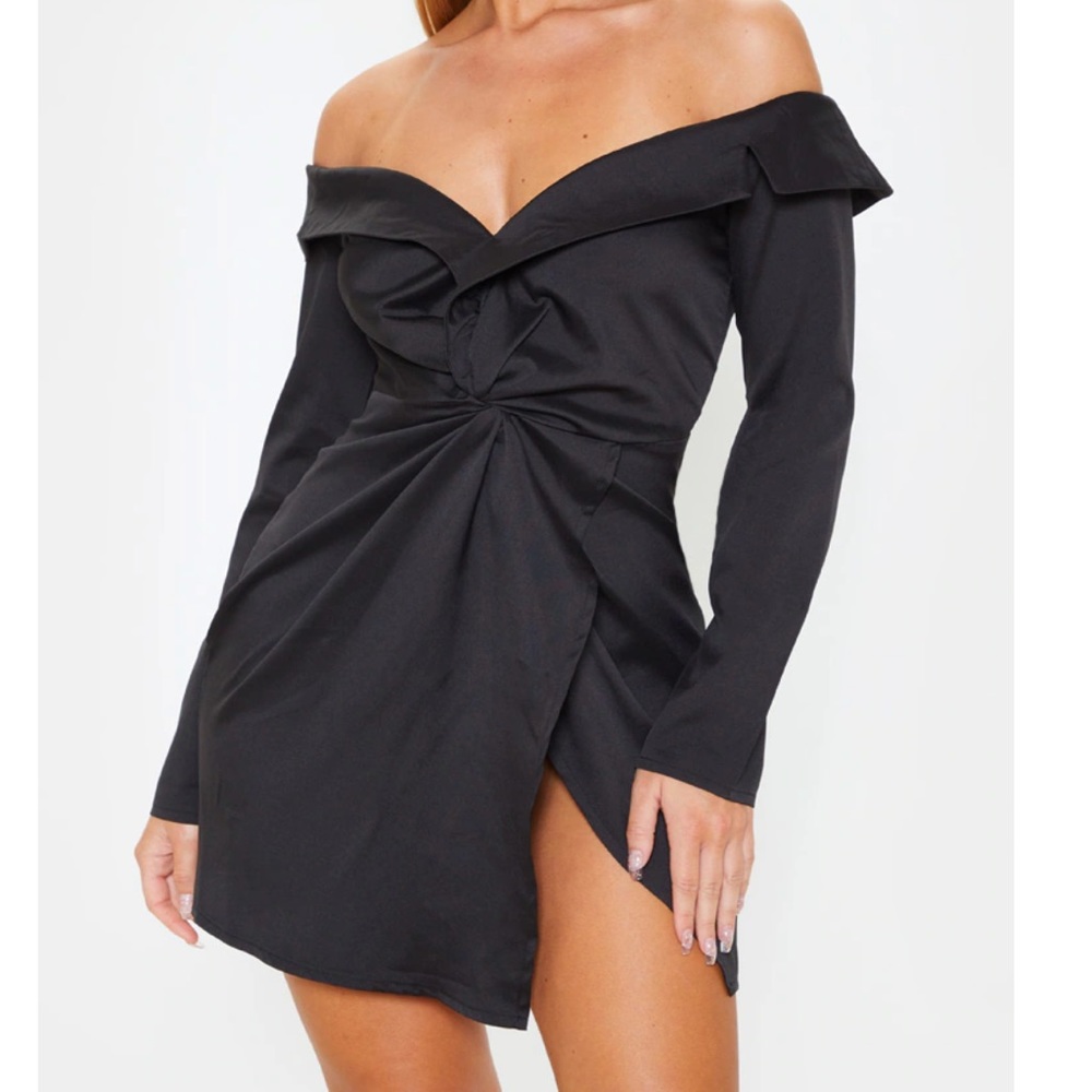 Black off the shoulder leg slit dress!